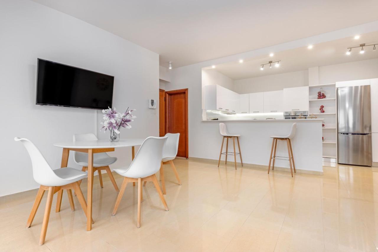 Central Luxurious Apartments Close To The Sea Rhodes City Exterior photo